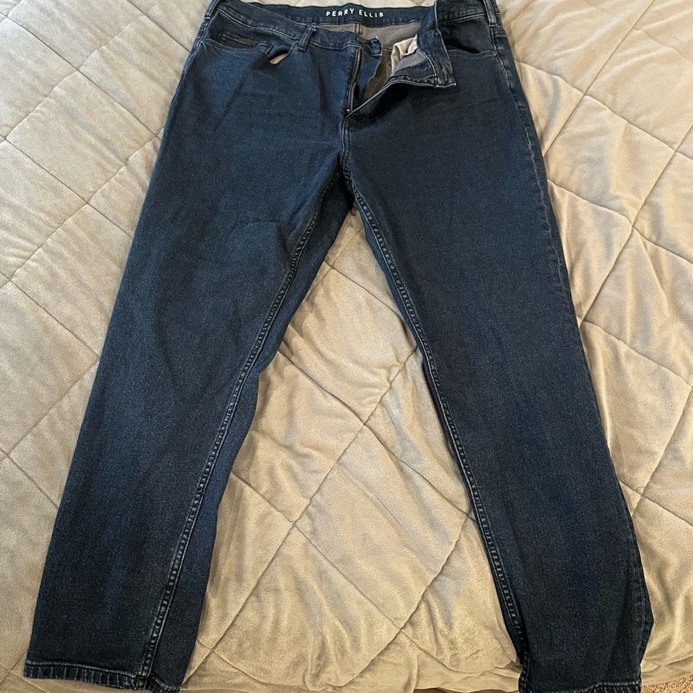 Perry Ellis Dark Blue Taper Fit Jeans